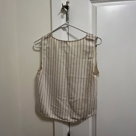 Babaton -white Murphy blouse with stripe, size small - Picture 3 of 3